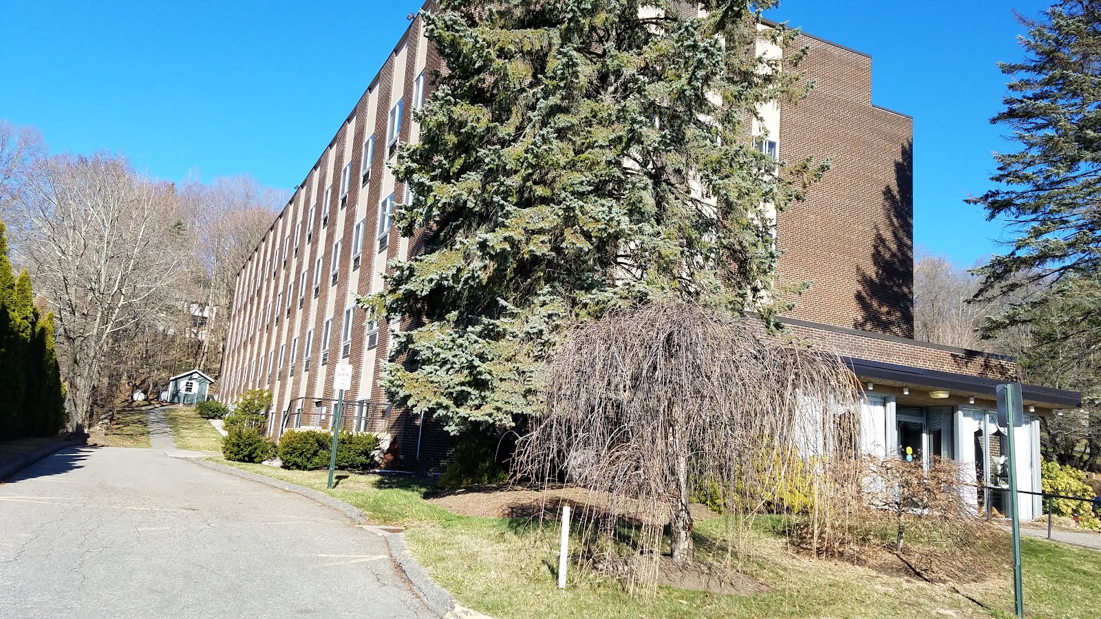 Village Crest Center for Health and Rehabilitation