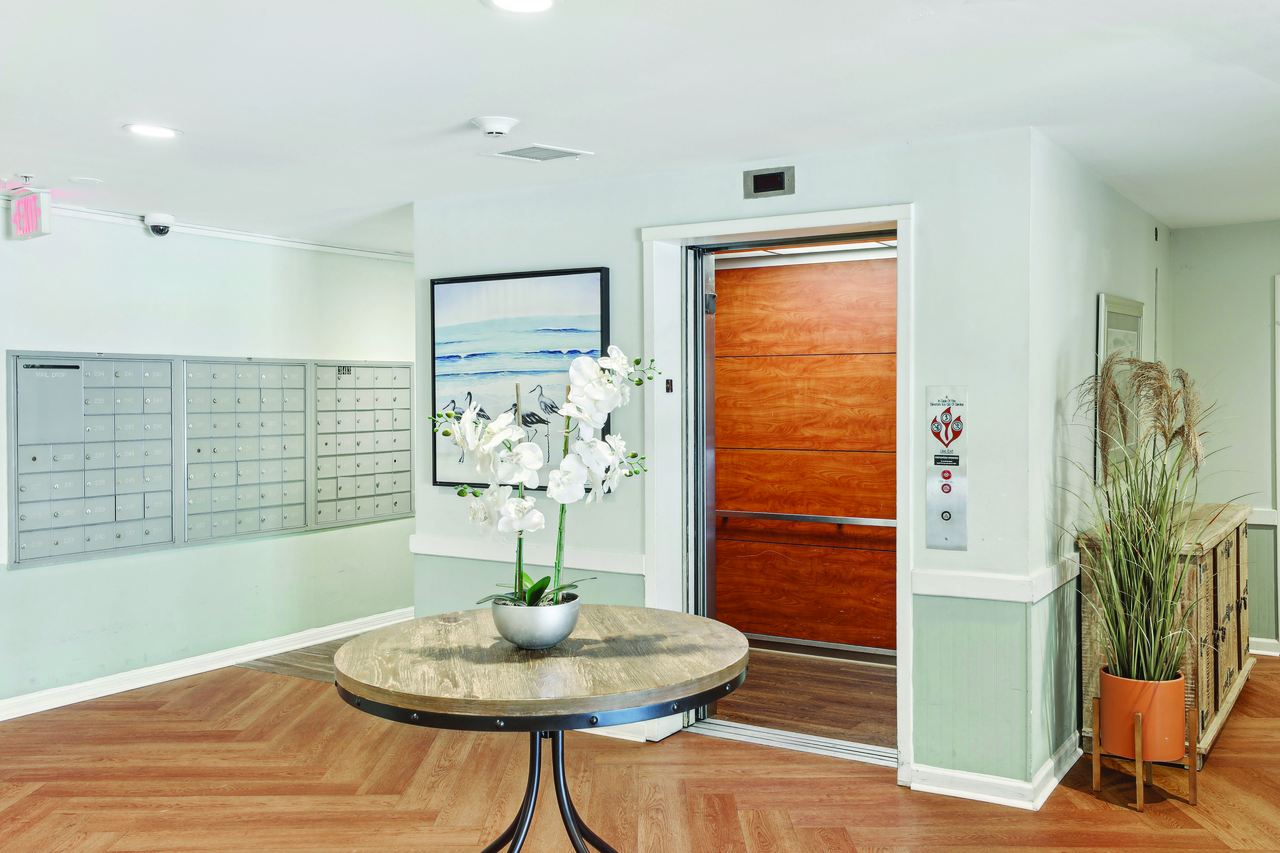 Silver Hill at Arboretum Apartments