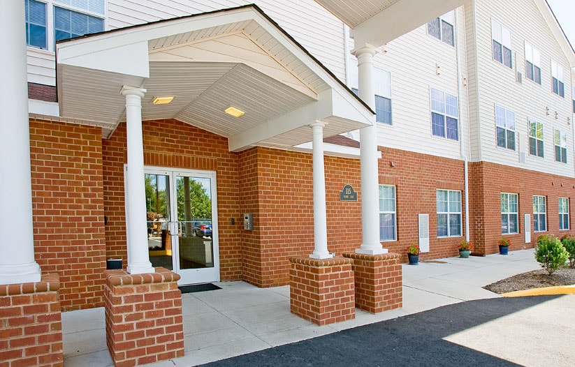 Moffett Manor Apartments