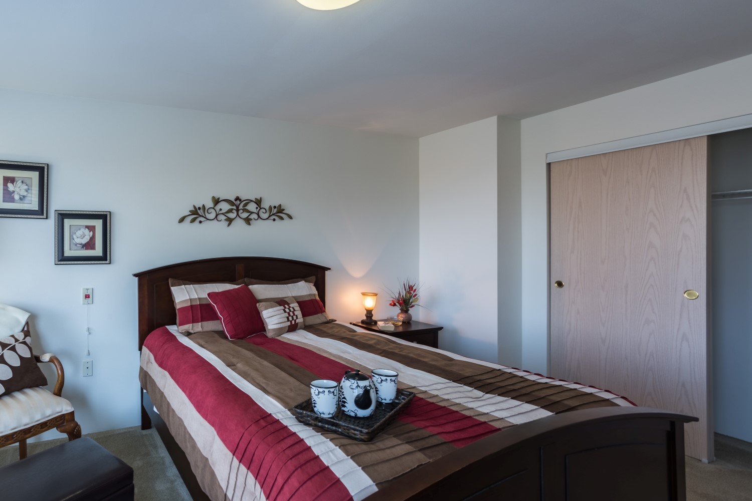 Manor at Steeplechase - A Provincial Senior Living Community