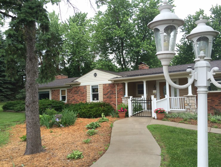 Silverbell Manor