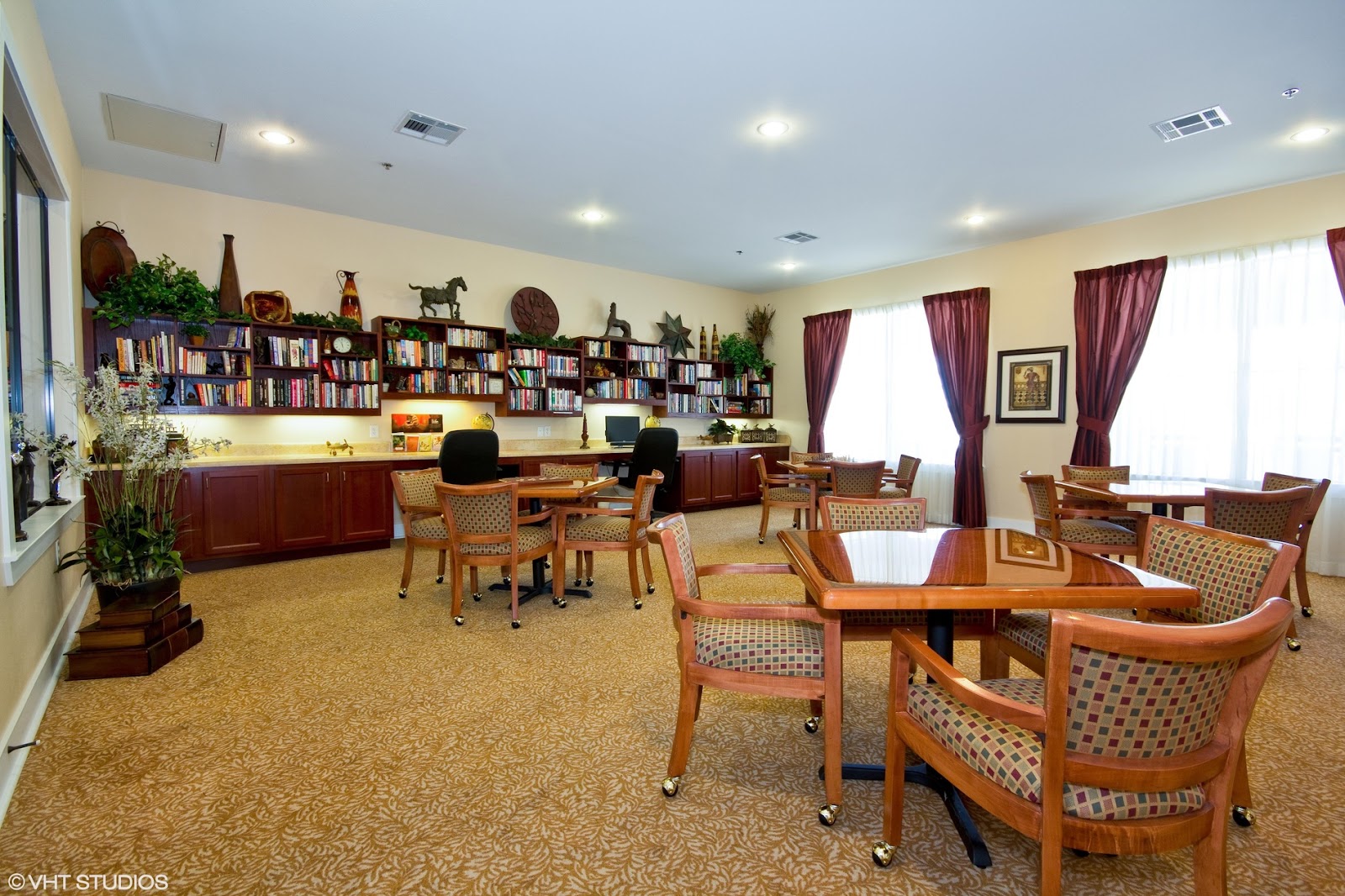 Heritage Oaks Assisted Living and Memory Care