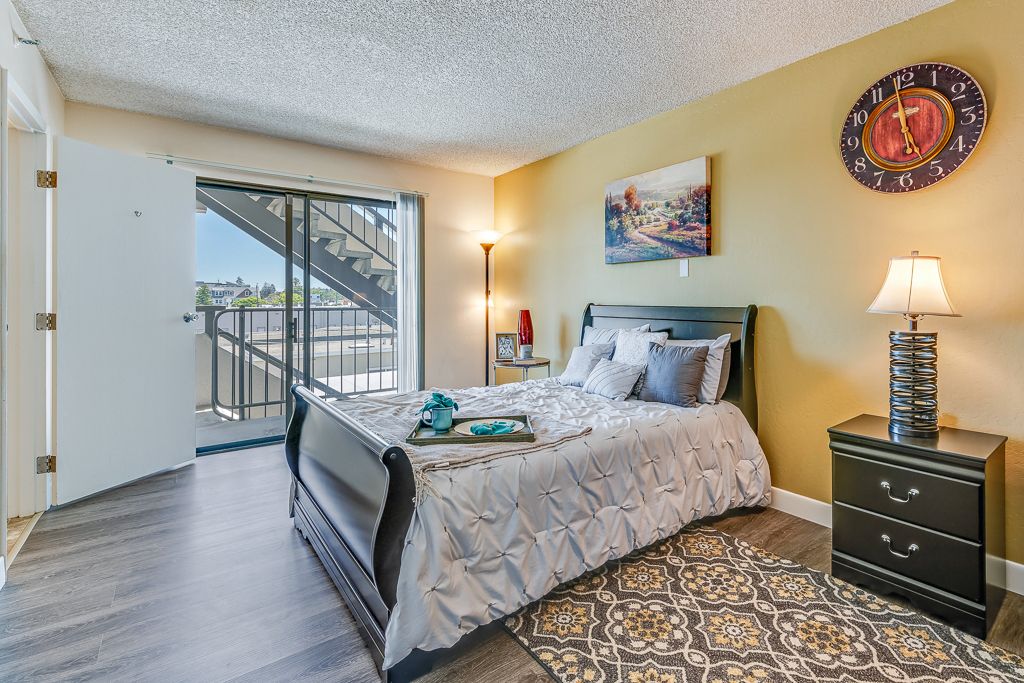 Burlingame Senior Living