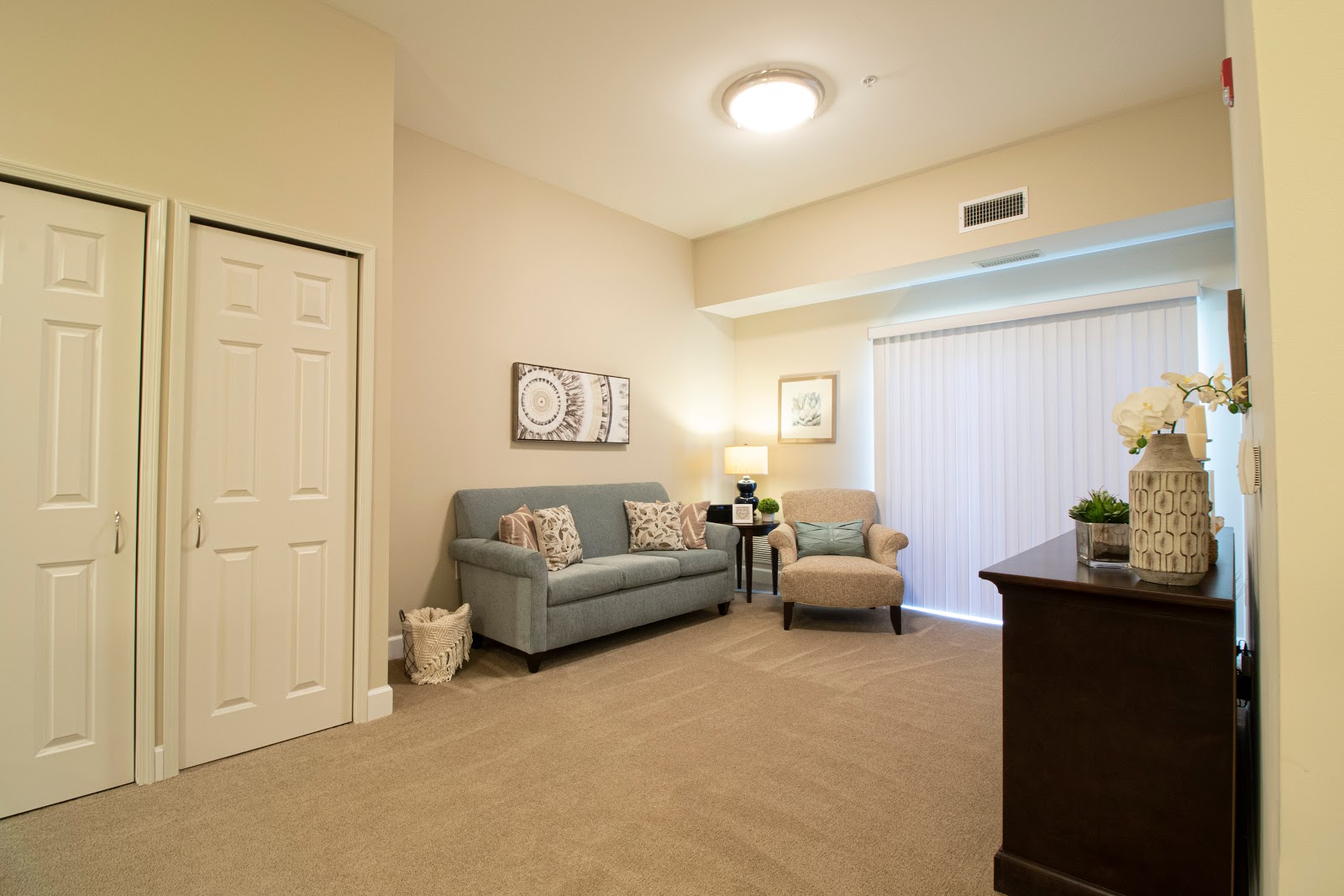 StoryPoint Chesterfield