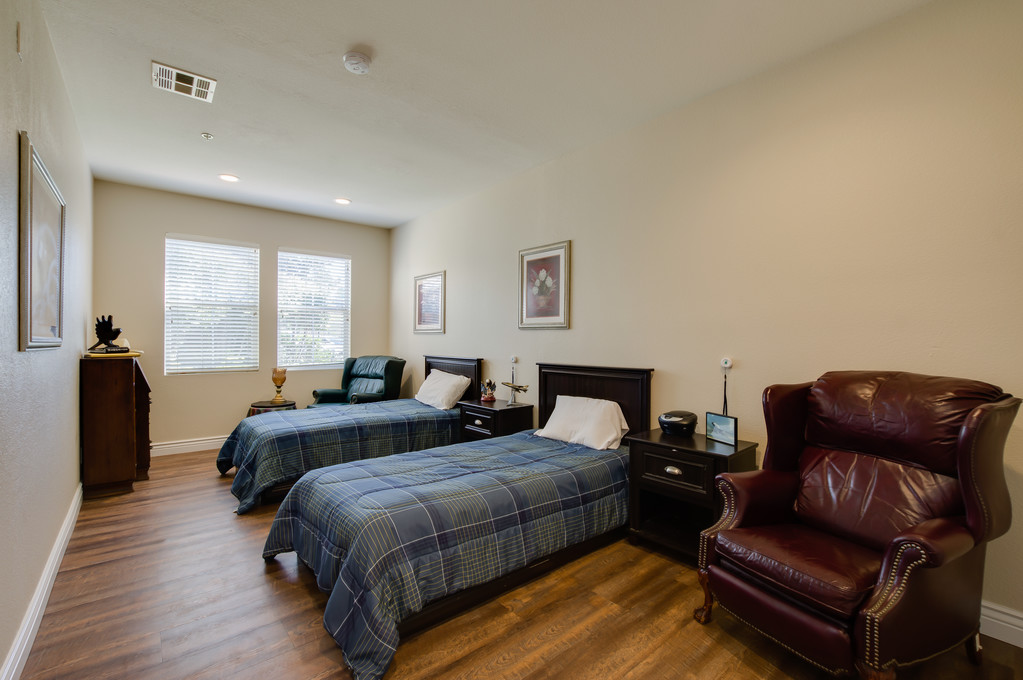 Newport Mesa Senior Living