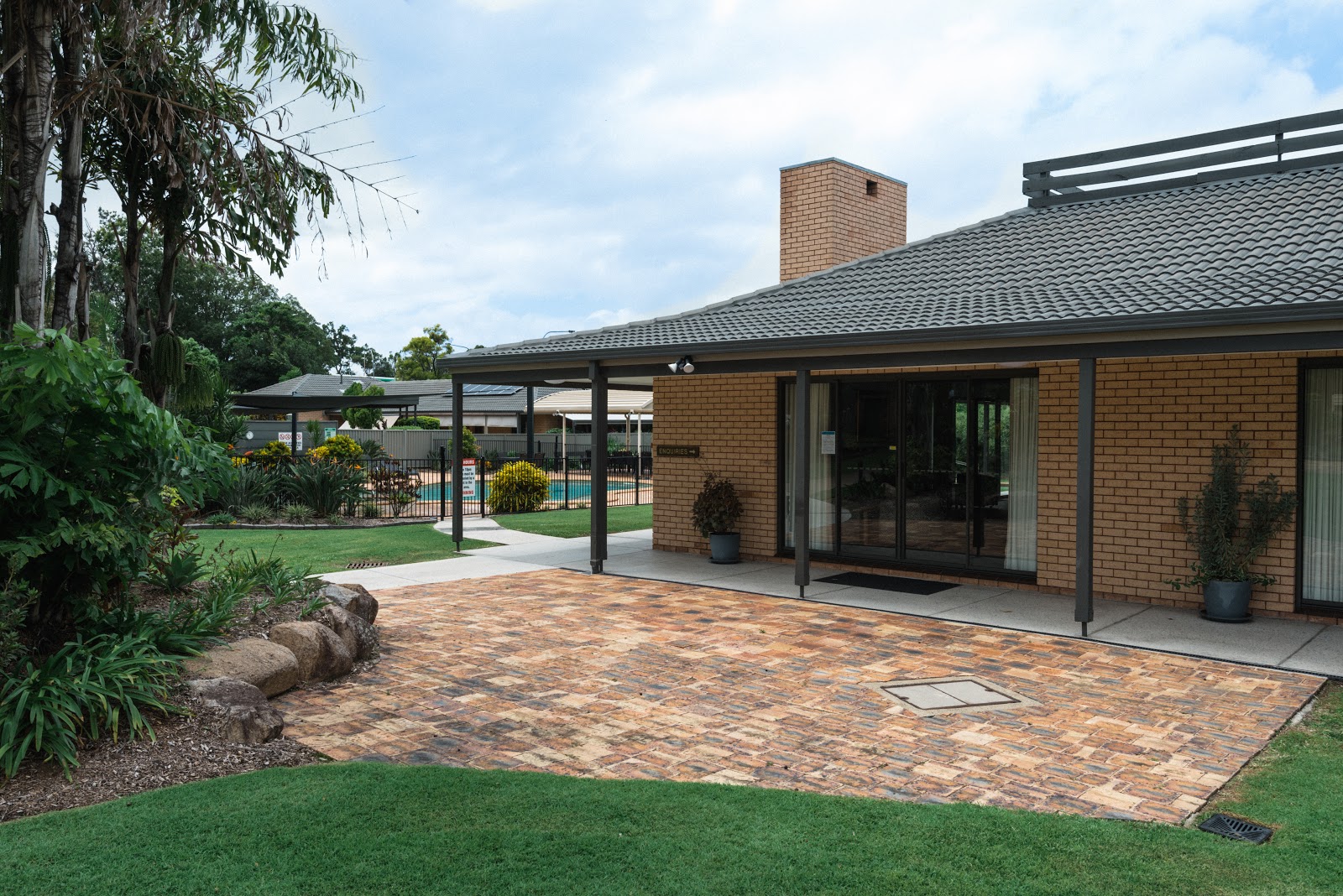 Levande Greenleaves Community