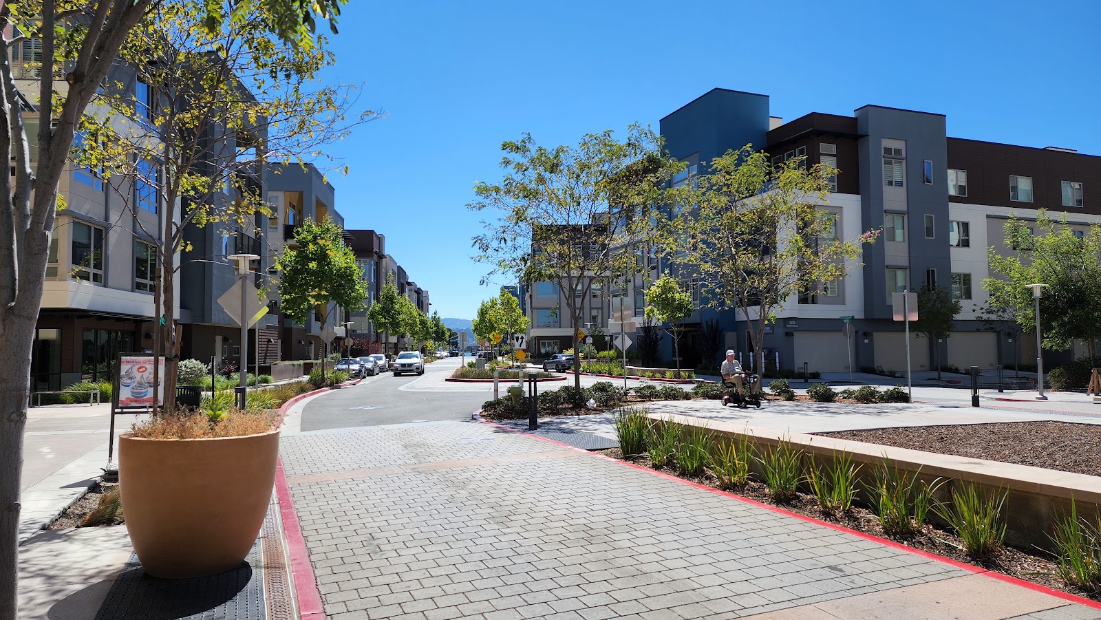 Alma Point at Foster Square