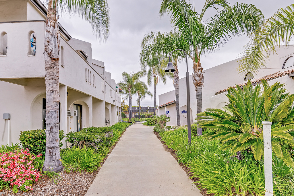 Rancho Vista Senior Living