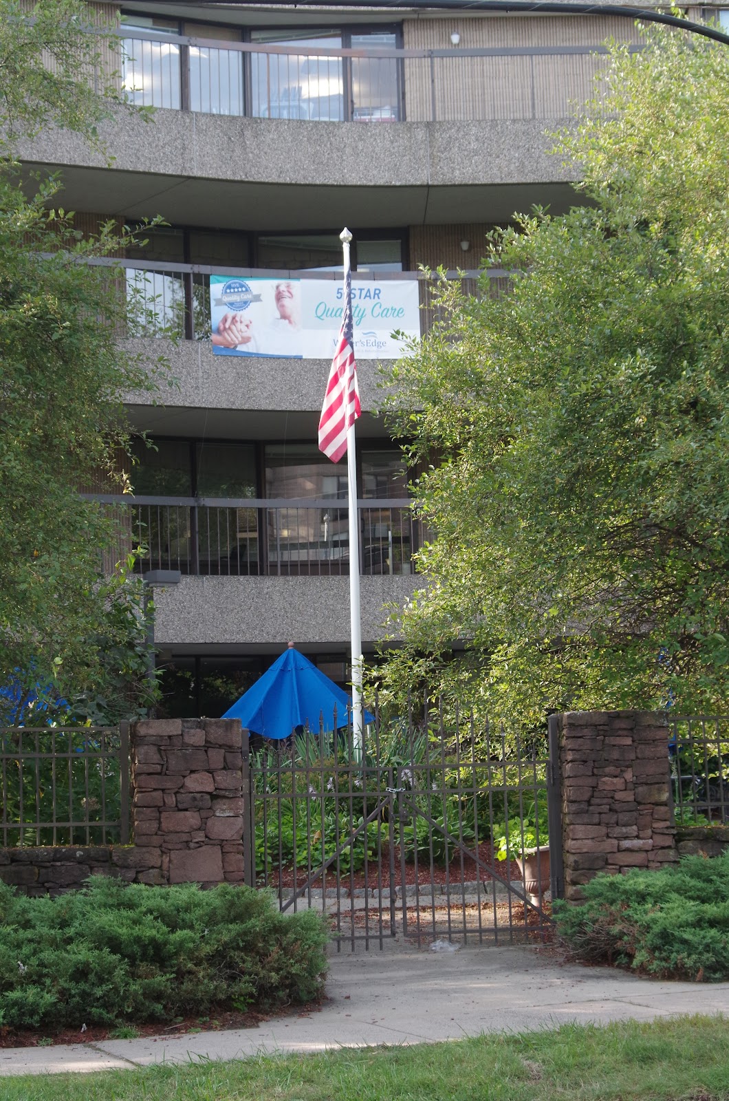 Water's Edge Center For Health & Rehabilitation