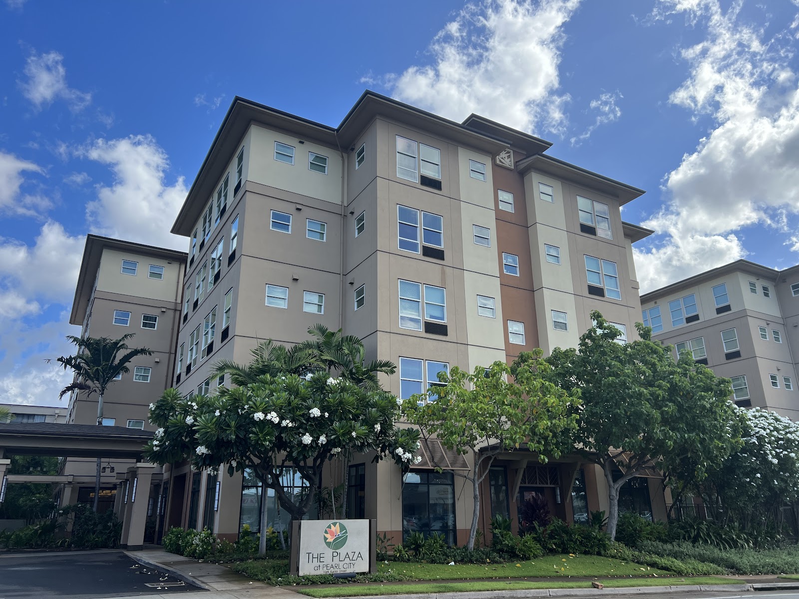 The Plaza at Pearl City