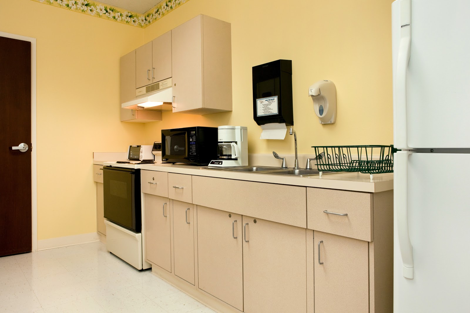 Hale Anuenue Restorative Care Center