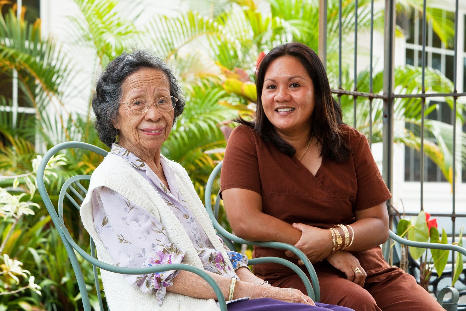Hale Anuenue Restorative Care Center