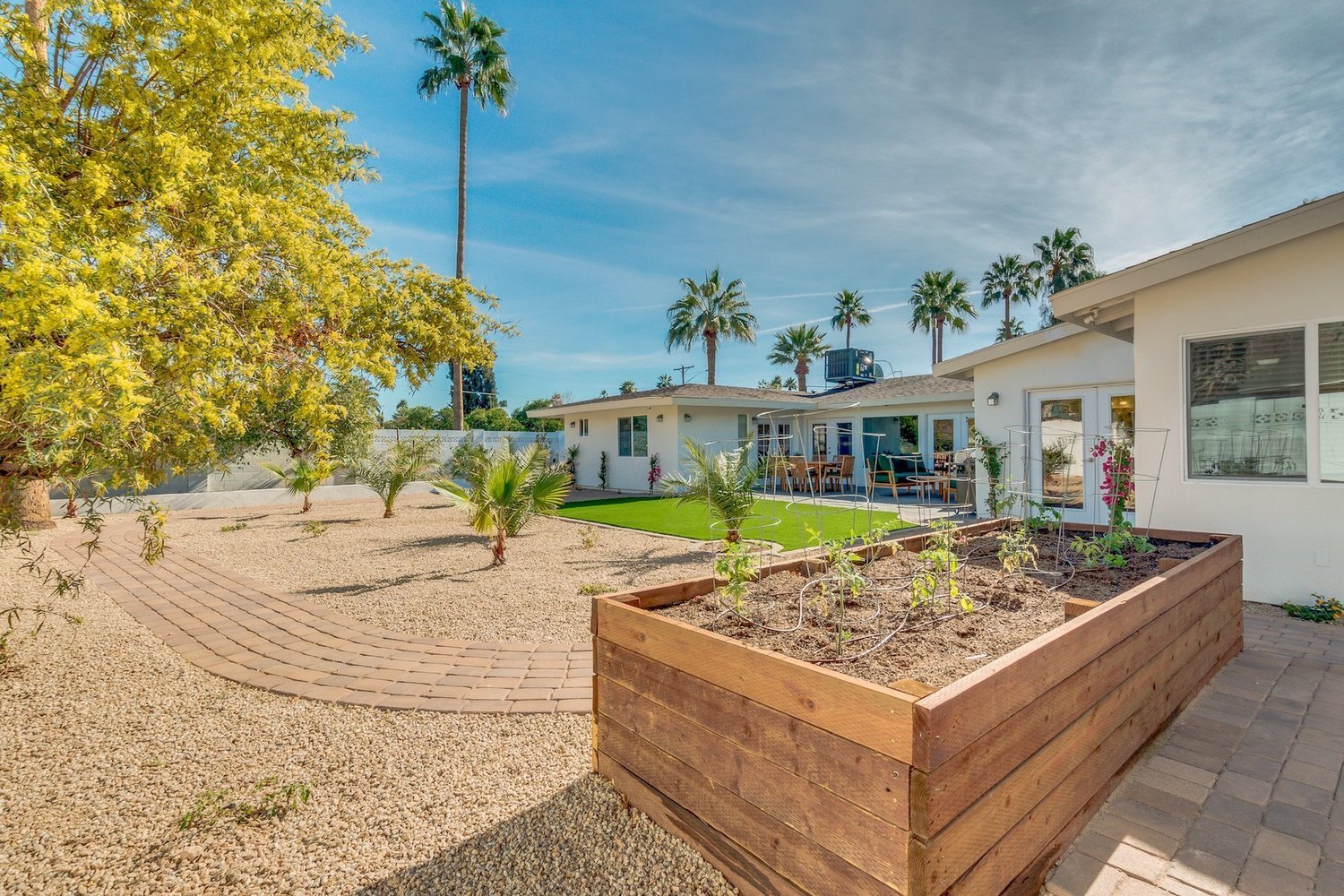 Vista Living Senior Care (Camelback)