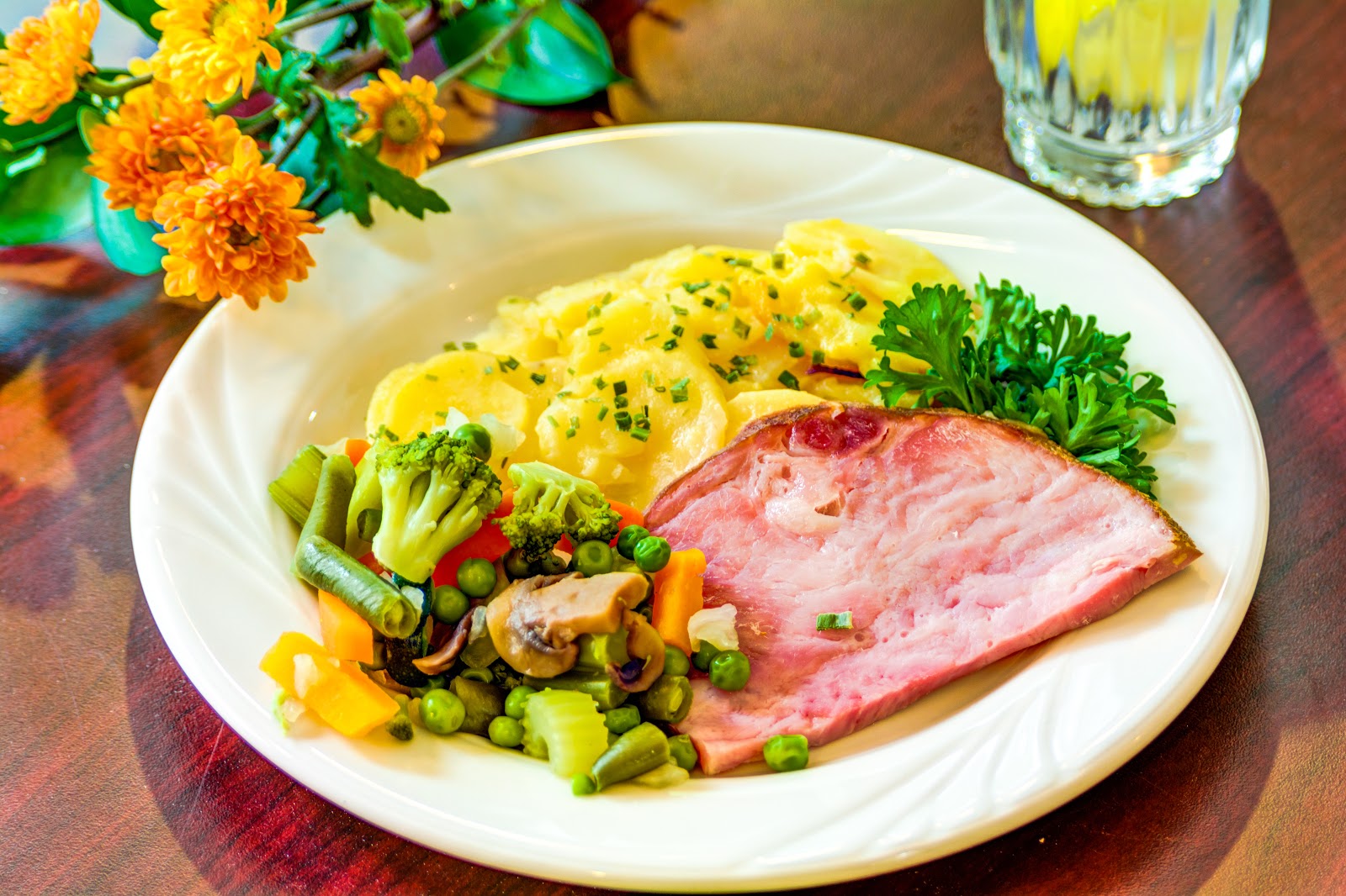 Cascade Valley Senior Living