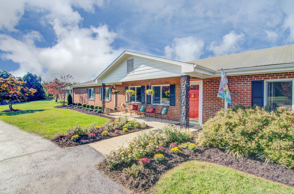 Cardinal Senior Living at Bedford