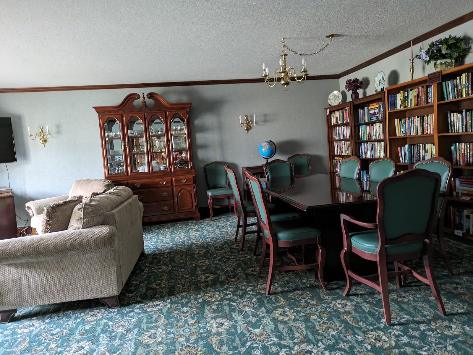 Ives Hill Retirement Community