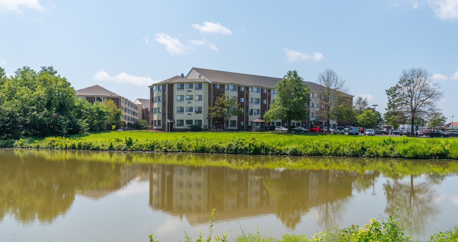 Victory Lakeside (Seniors 55+)
