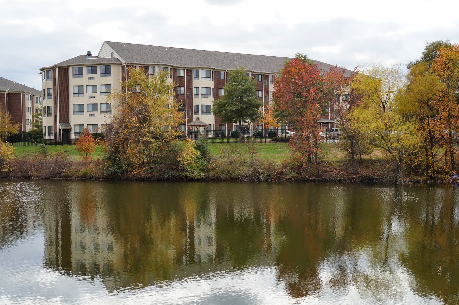 Victory Lakeside (Seniors 55+)