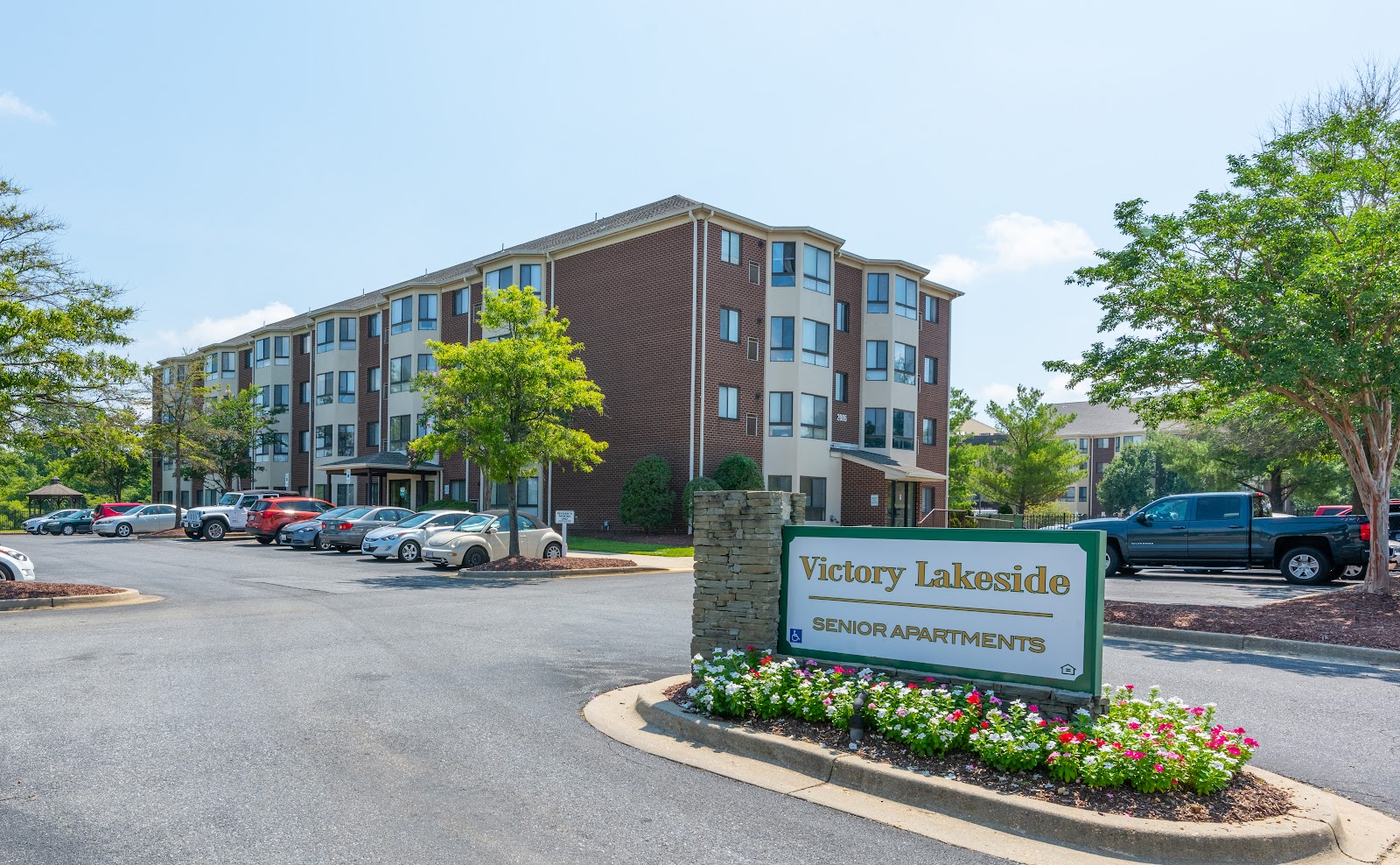 Victory Lakeside (Seniors 55+)