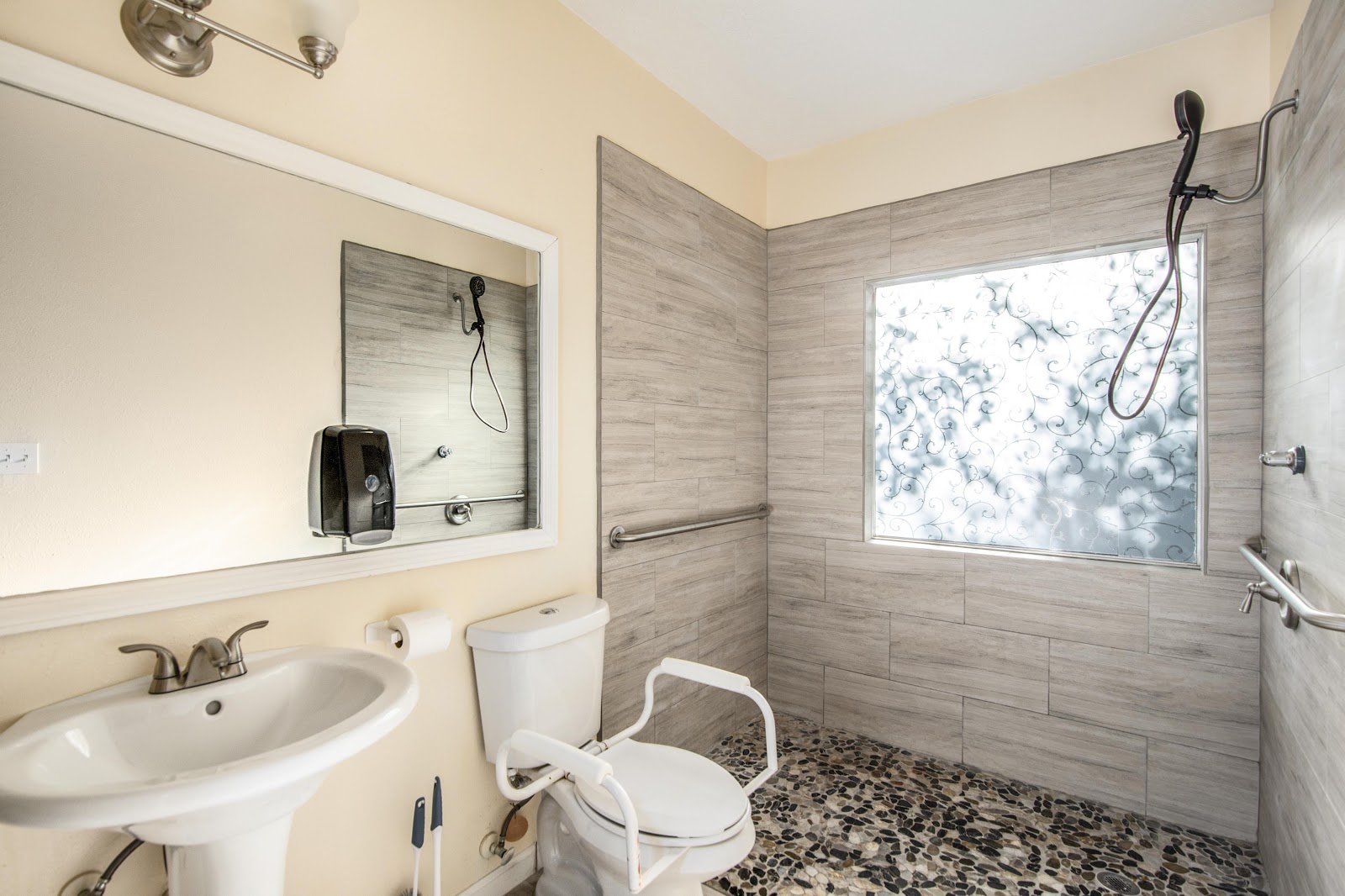 Acorn Manor Assisted Living