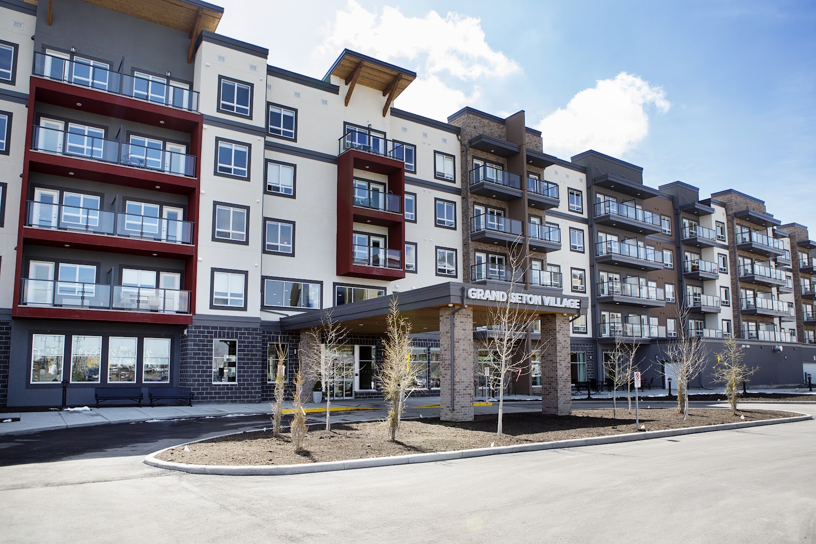 Grand Seton Village