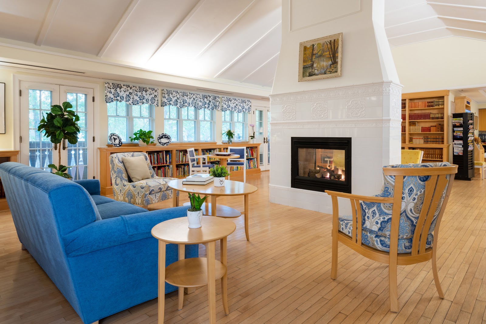 Scandinavian Living Center