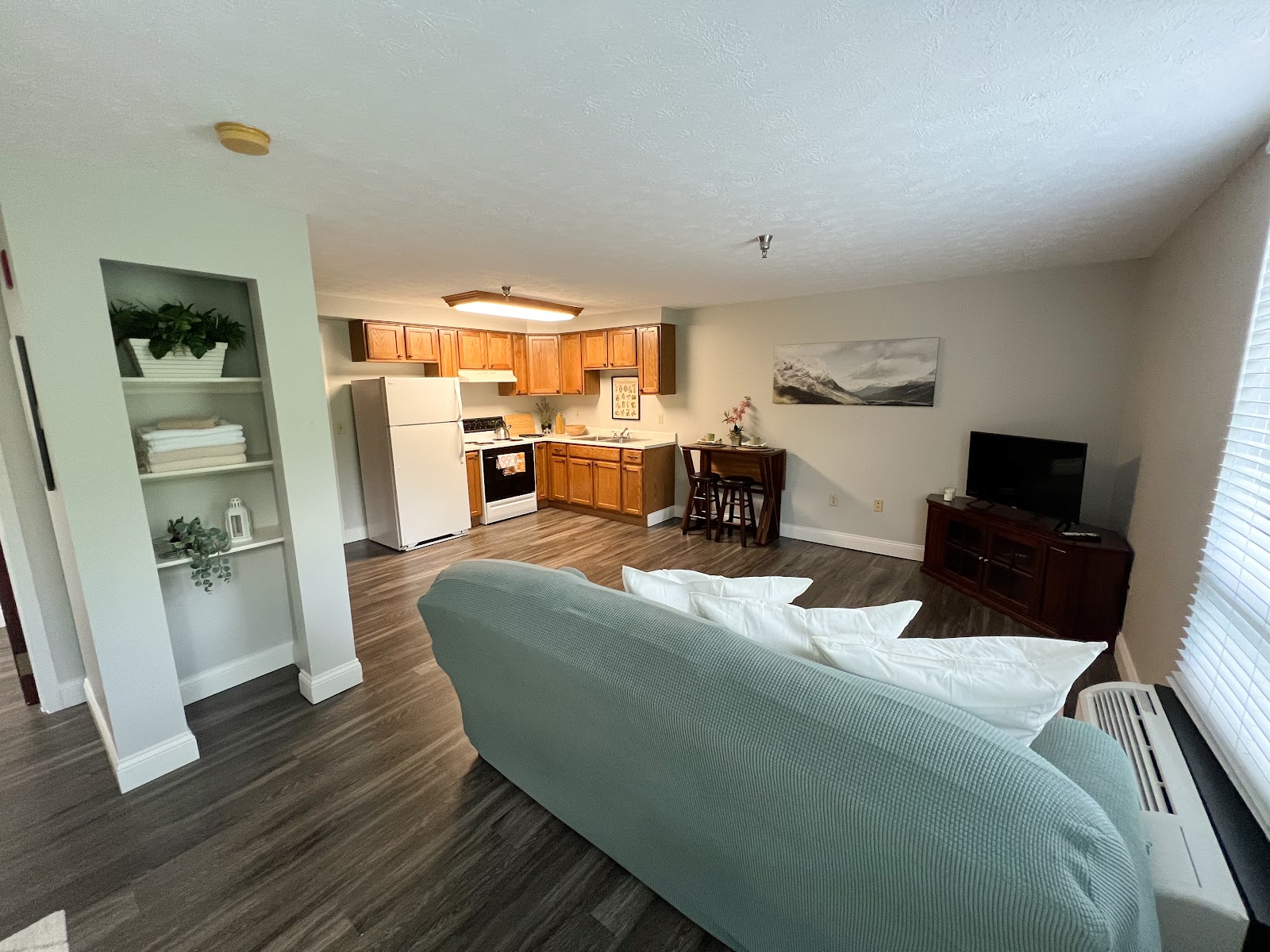 Ivy Knoll Senior Living Community