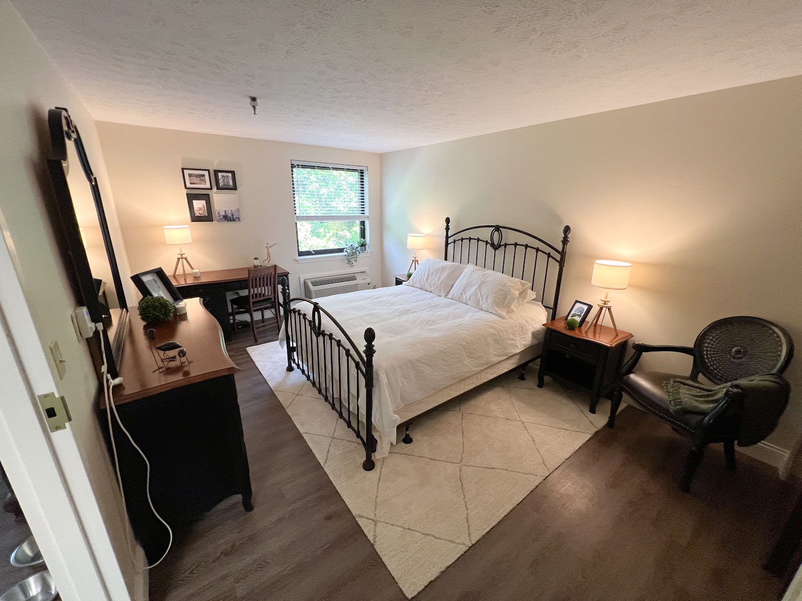 Ivy Knoll Senior Living Community