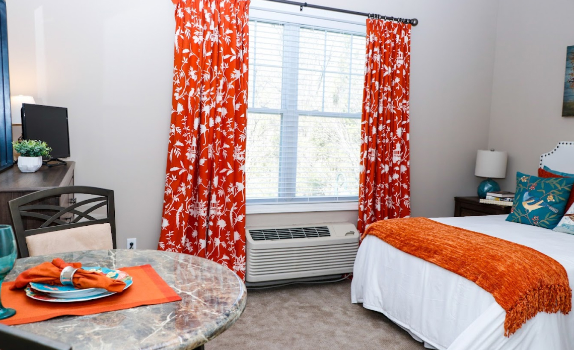 Mira Vie at Green Knoll