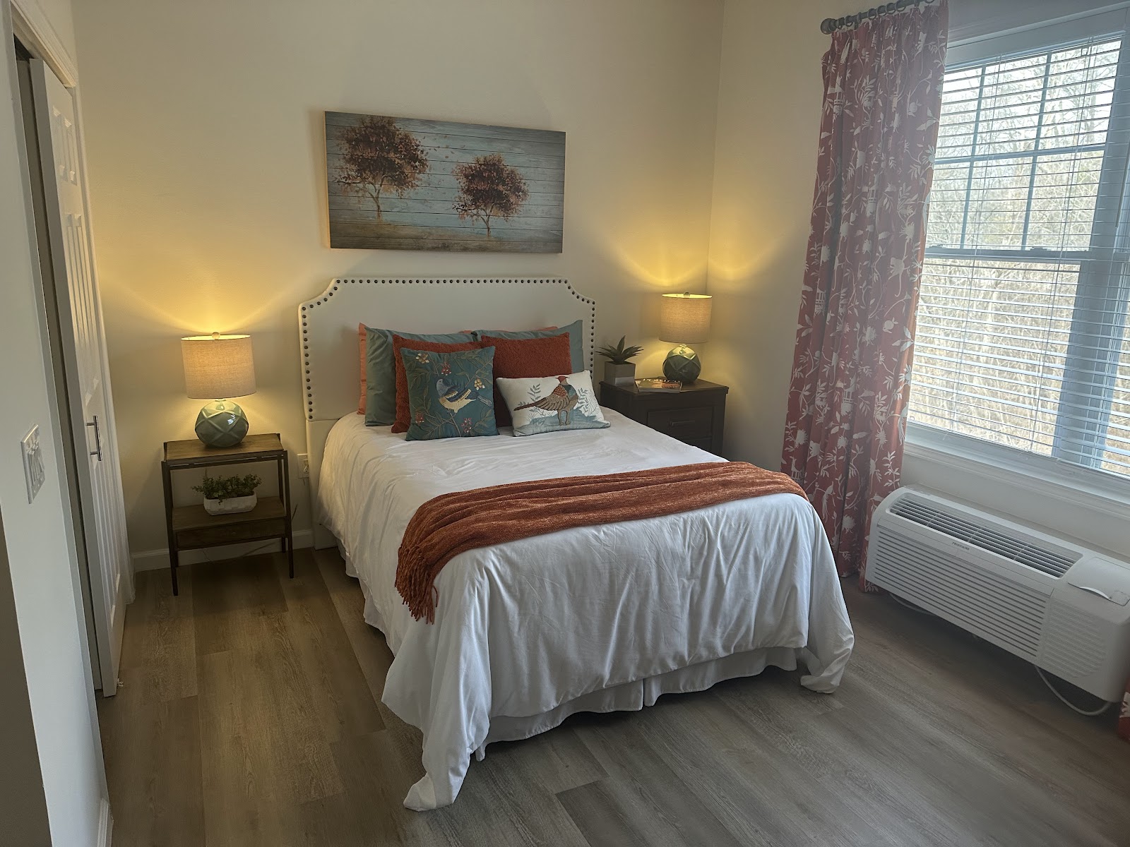 Mira Vie at Green Knoll