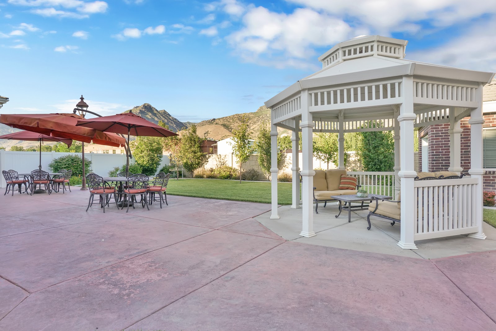 The Charleston at Cedar Hills