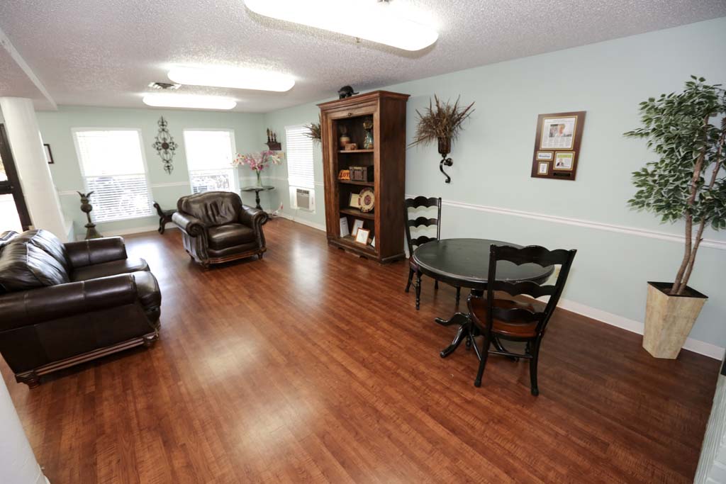 Northern Oaks Living & Rehabilitation
