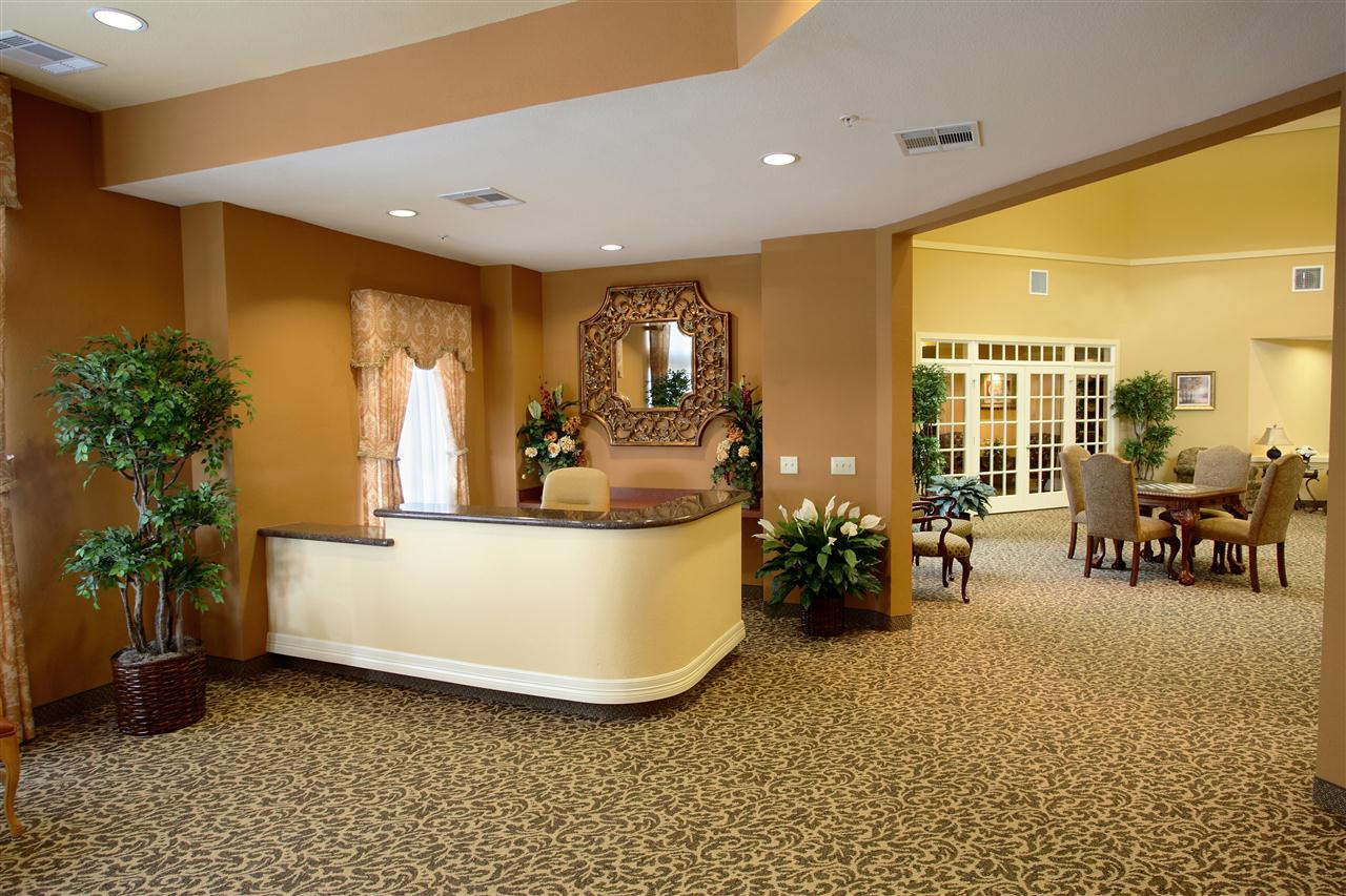 Crestview Court