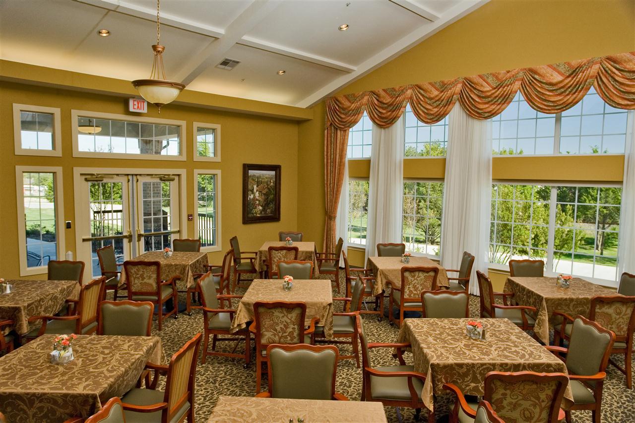 Crestview Court