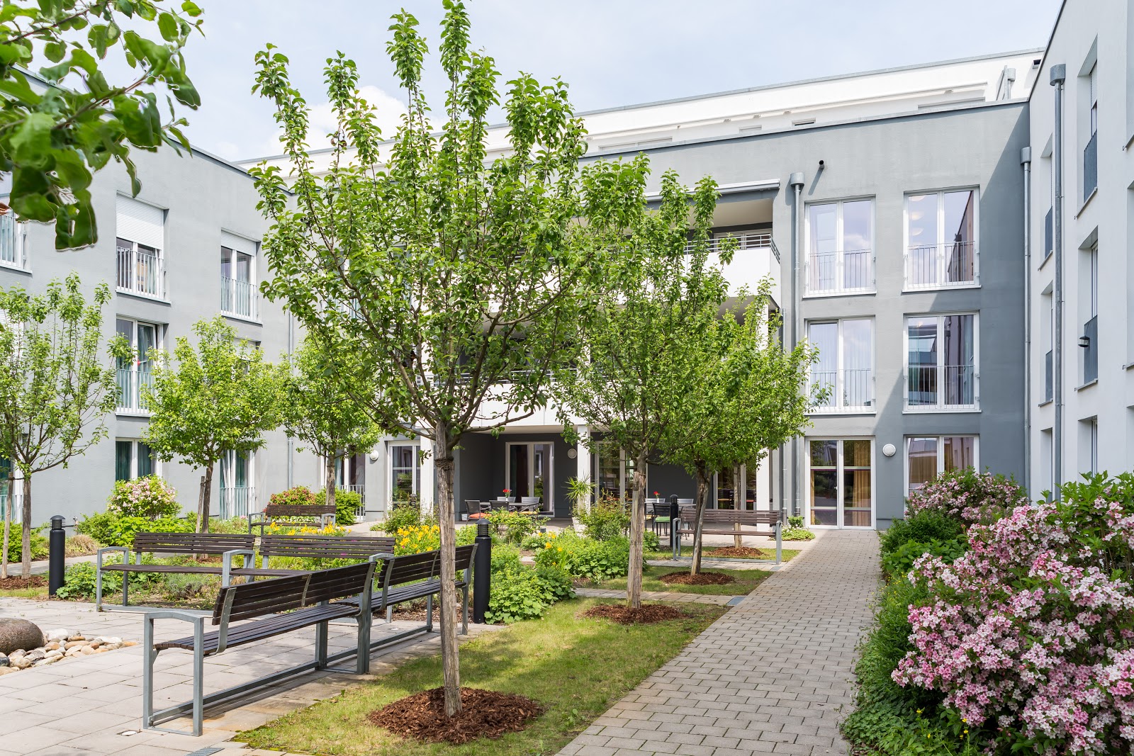 Senior living center at the Röthelheimpark