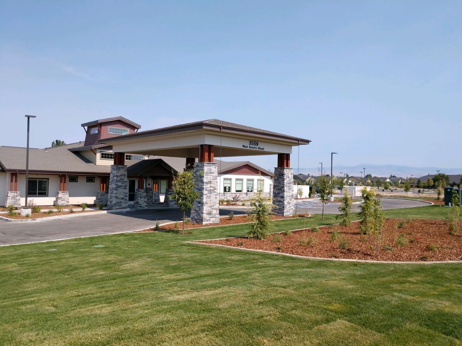 Table Rock Senior Living at Paramount