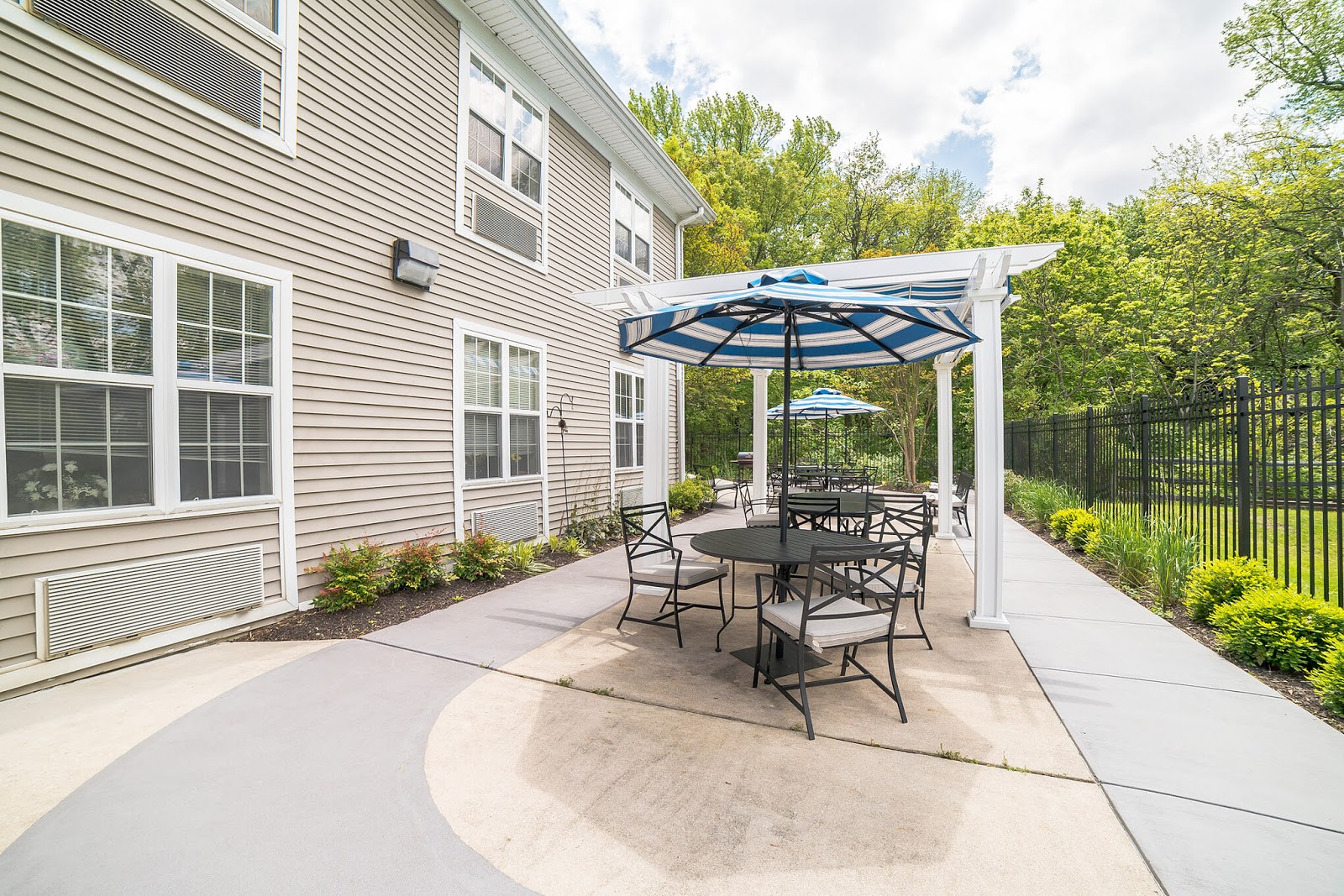 Lighthouse Senior Living at Hopkins Creek