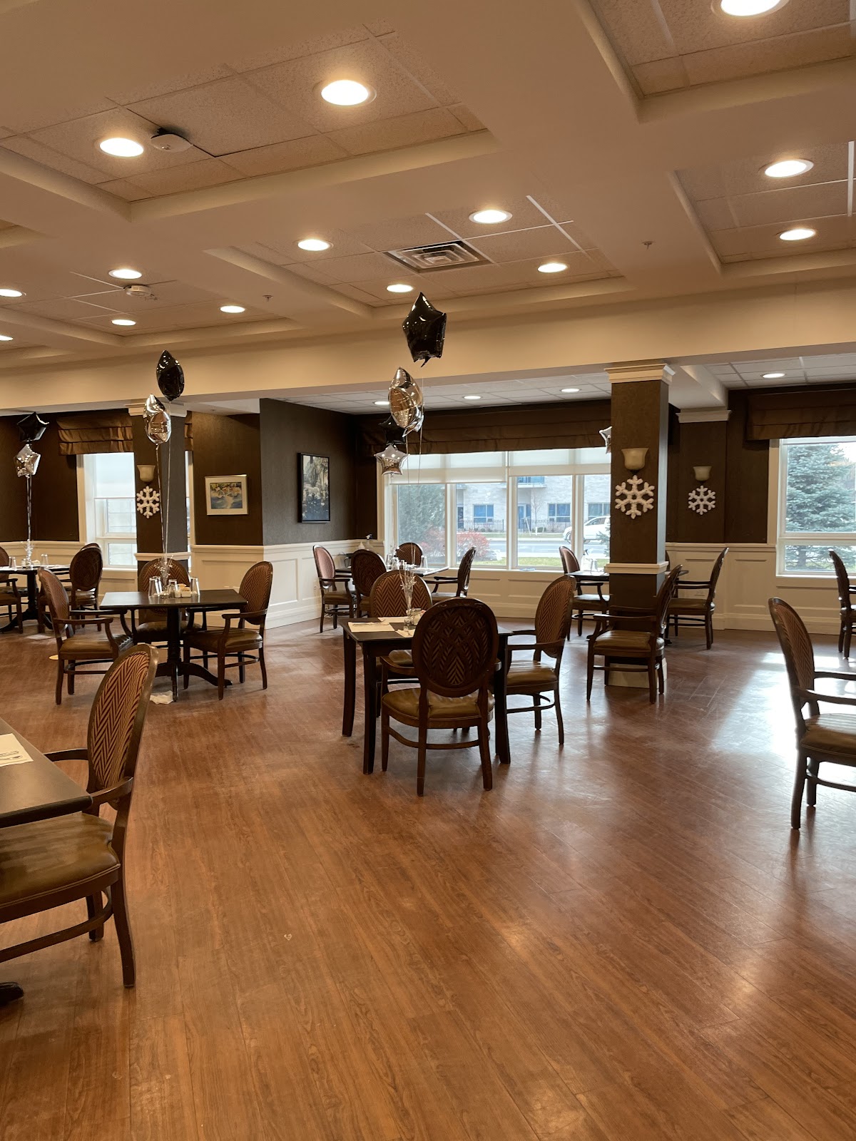 Chartwell Deerview Crossing Retirement Residence