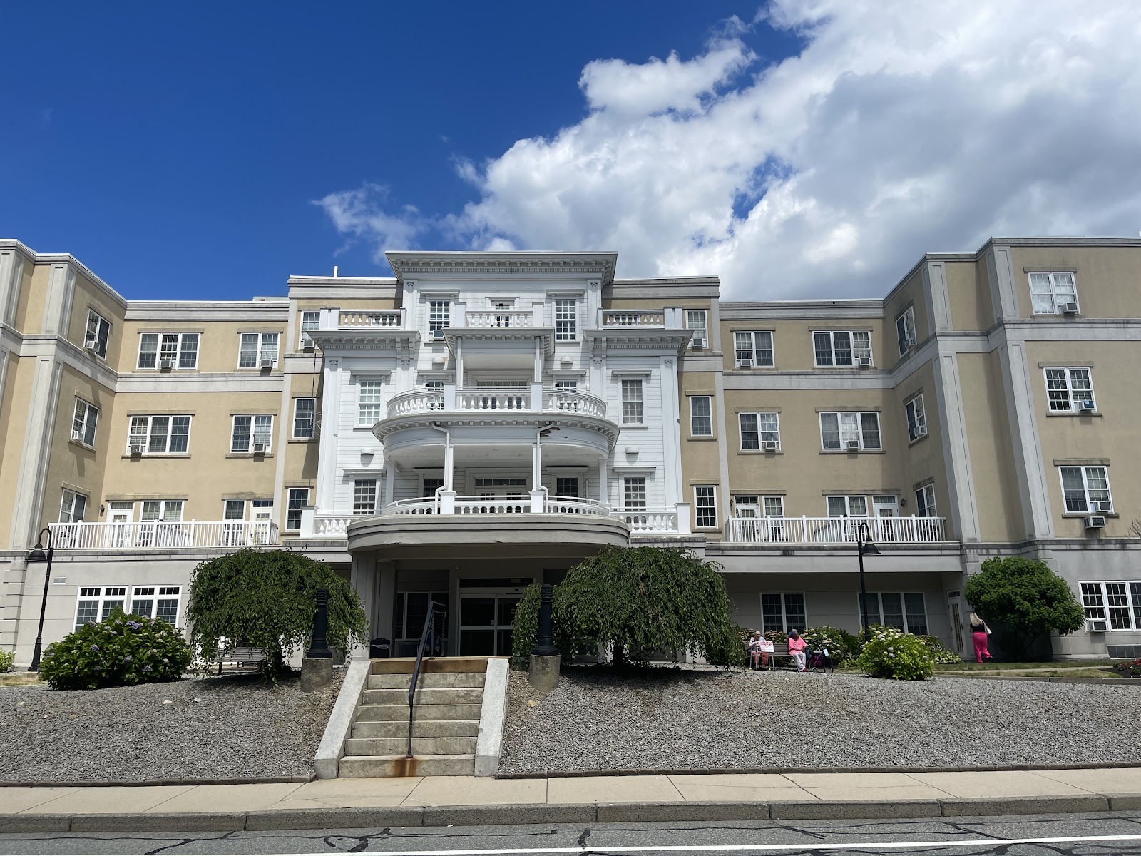 Riverview Rehabilitation & Healthcare Center