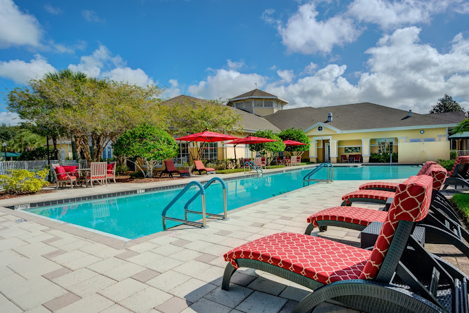 Aston Gardens At Tampa Bay