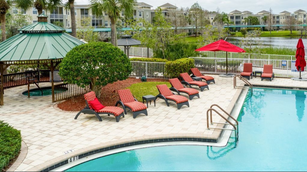 Aston Gardens At Tampa Bay