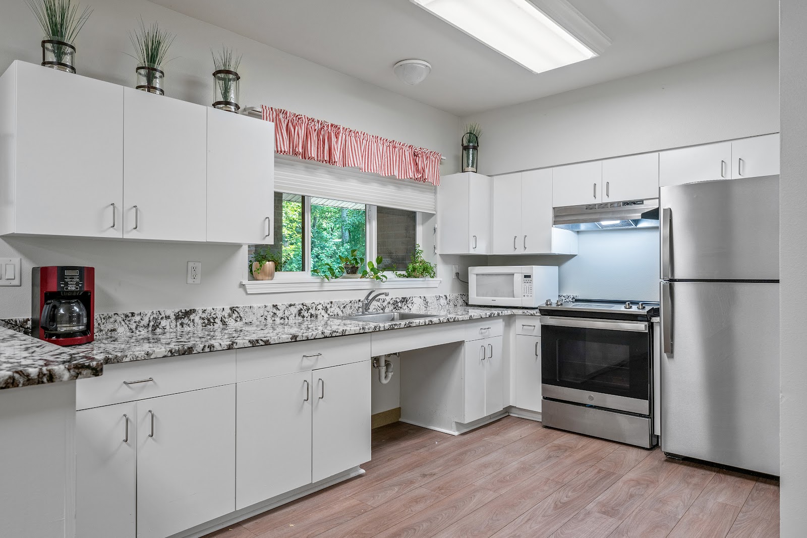 Colonial Harbor Gracious Retirement Living