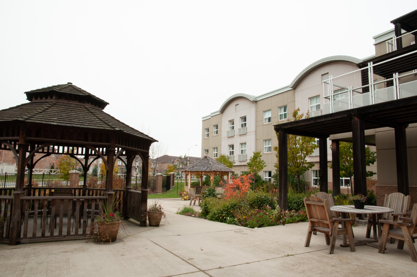 Extendicare West Oak Village Long-Term Care Home