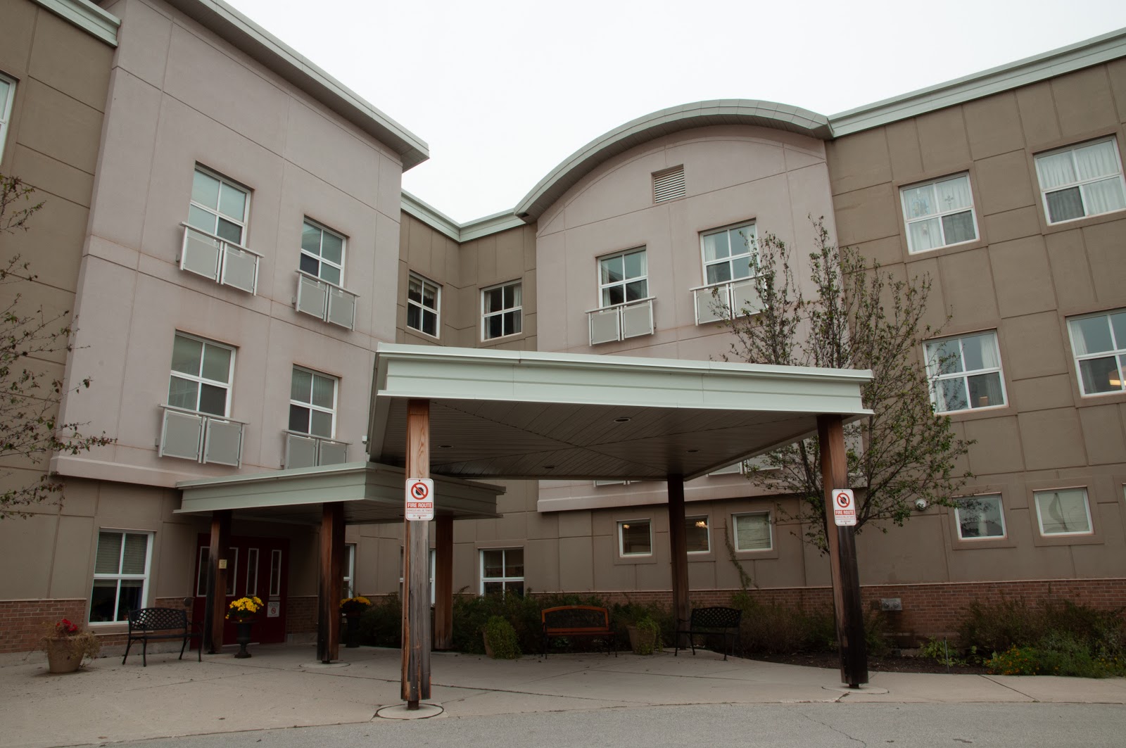 Extendicare West Oak Village Long-Term Care Home