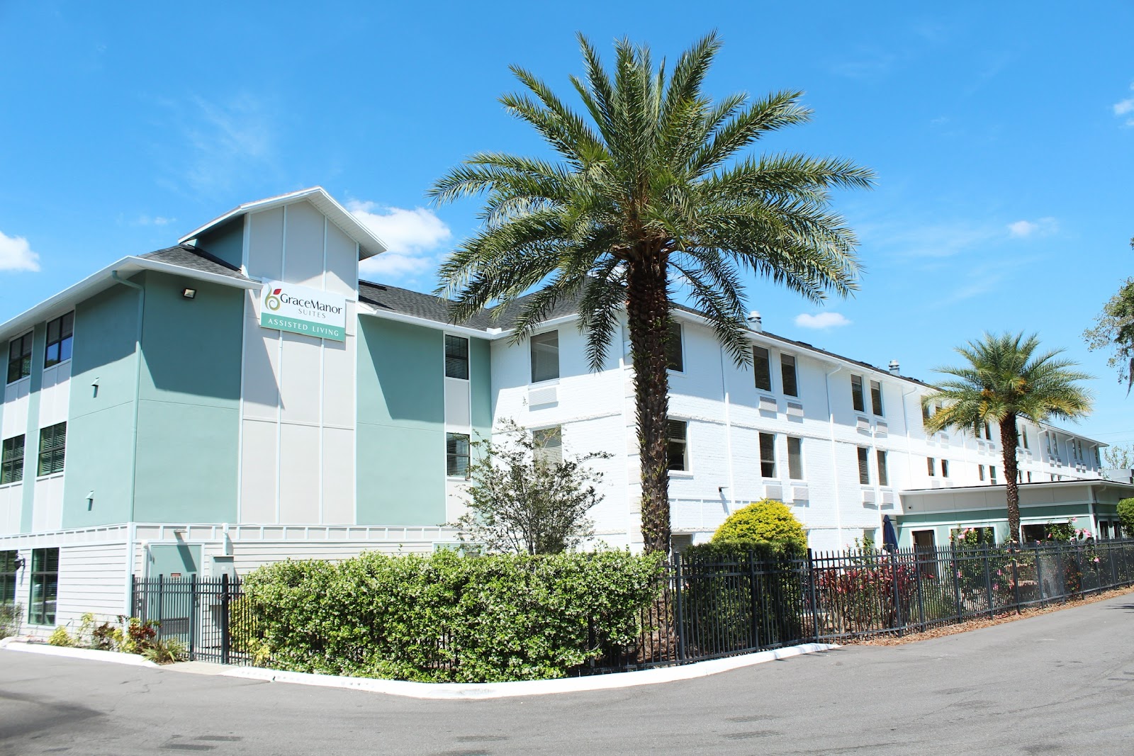 Grace Manor Suites