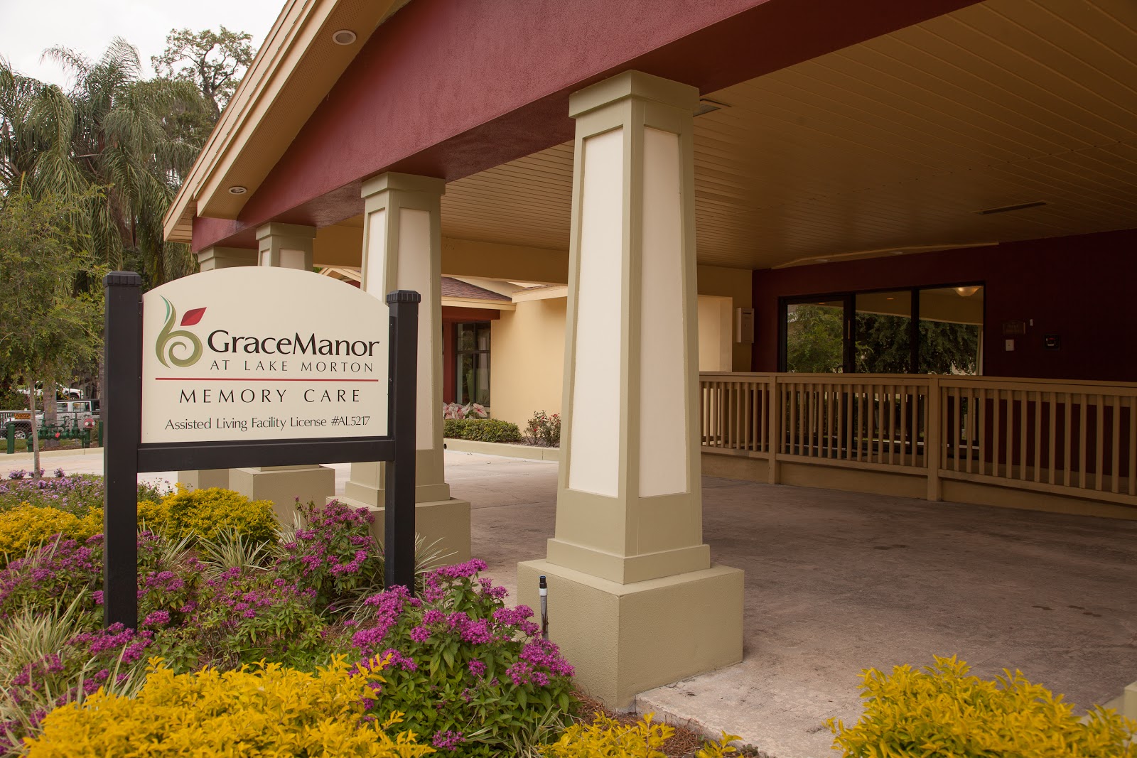 Grace Manor at Lake Morton