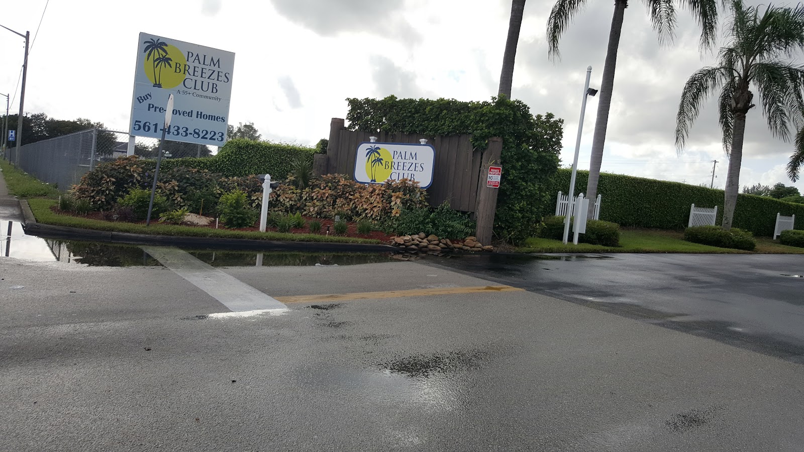 Palm Breezes Club 55+ Community