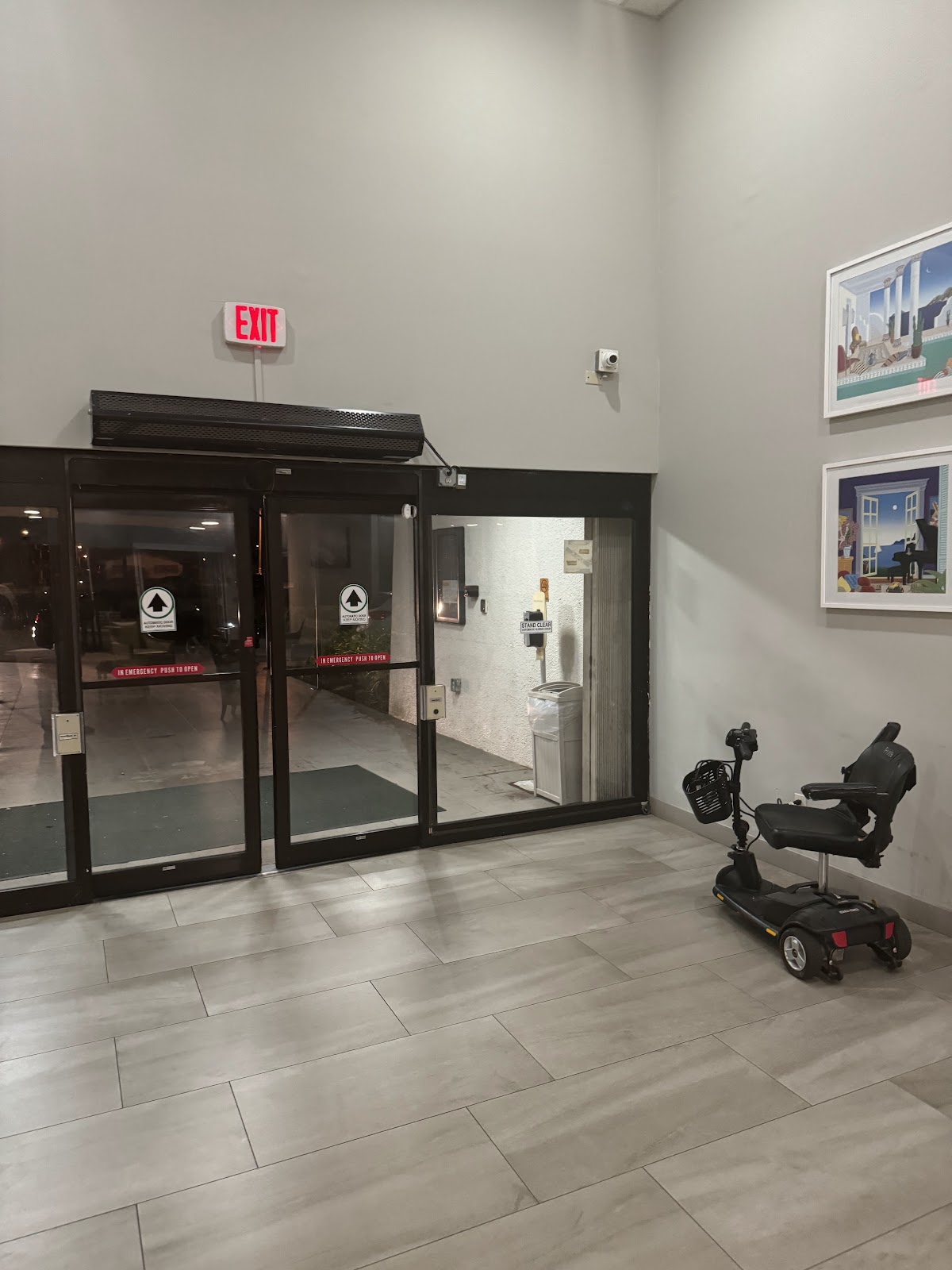 Cresthaven Senior Living Community