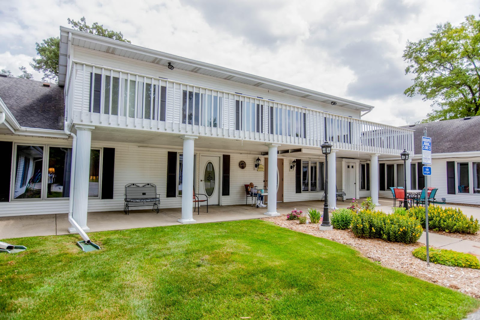 Cottonwood Manor Assisted Living