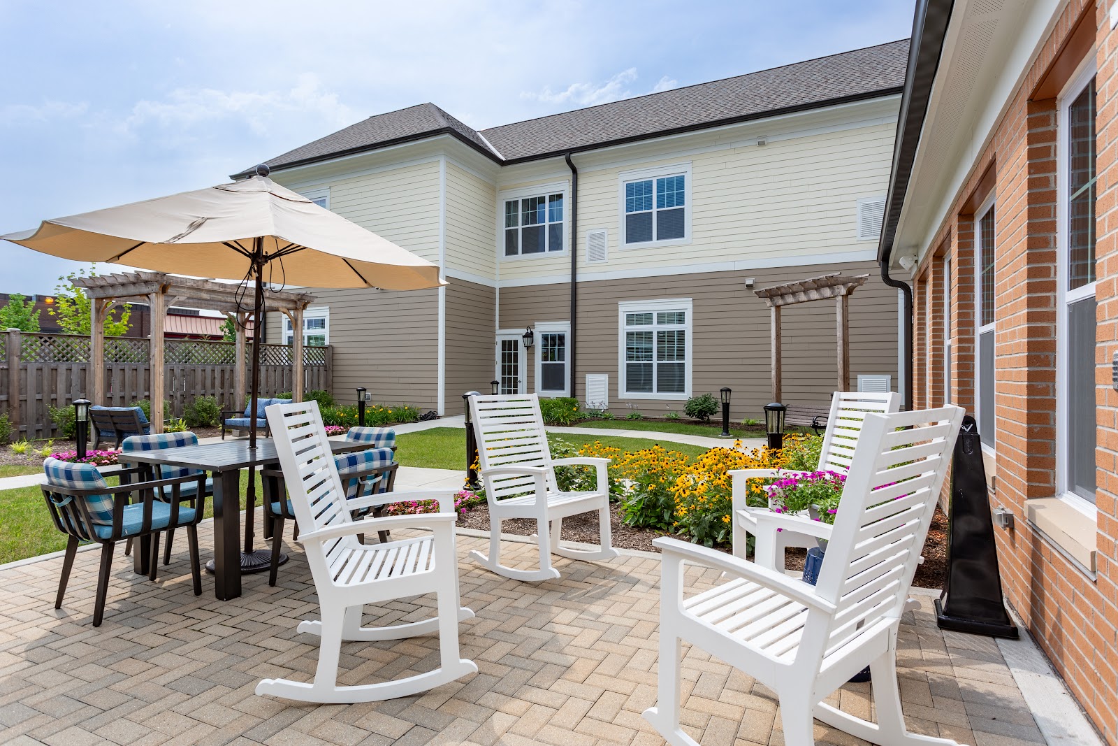 Arbor Terrace Glenview